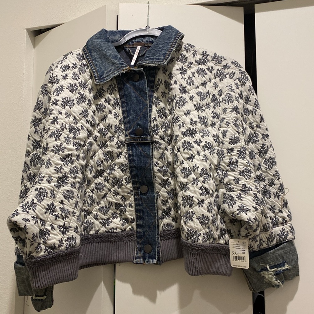 NWT Ditsy Denim Quilted Jacket XS/S